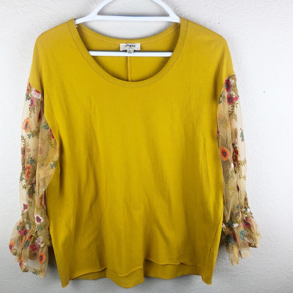 Umgee blouse size: S